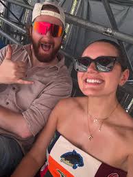 🍭🍭❓Open or closed ❓🍭🍭 Quick trip to @morrisons tonight and couldn't  resist the lighting for some @mclaren shots 😍 #mclaren #720s #wingsup  #elliesax #elland #morrisons