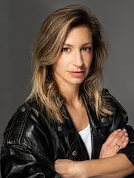 Poskromienie złośnicy, TV Movie, Romance, 2021-2022