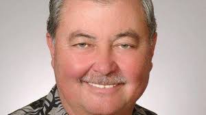 Former police chief, Lee Donohue, 80, died Sunday