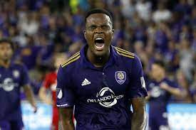Official twitter account of cyle larin, player from besiktas and canadian national team. Sources Besiktas Bid For Cyle Larin Rejected By Orlando City Goal Com