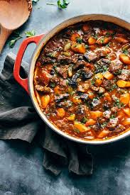 This instant pot vegetarian chili recipe is full of healthy veggies and two kinds of beans. Popular Healthy Instant Pot One Pot Meals Super Healthy Kids