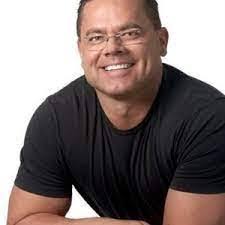 Stoney Grimes's Instagram, Twitter & Facebook