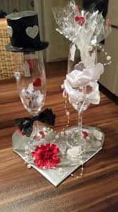 Hochzeit Ideen Geschenk In 2020 Geldgeschenke Hochzeit Basteln Selbstgemachte Geschenke Hochzeit Geschenke Zur Goldenen Hochzeit