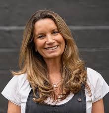 The Way of Tea and Justice: Drink Tea: Stevens, Becca: 9781848257849:  Amazon.com: Books