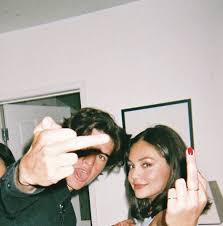 90s Relationship Black Couple Photoshoot Ideas Yonpa Collegeoutfits Yonpa Outfit Style Clothes Ideas Instagram Skincare Self Care Vsco Filters Vintage Retro Aest Friend Photos Couples Couple Aesthetic