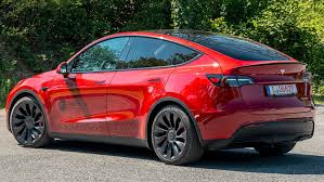 Tesla unveiled it in march 2019, started production at its fremont plant in january 2020 and started deliveries on. Tesla Model Y Fahrbericht Autohaus De