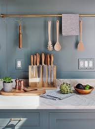 Pin By Rahma Souissi On Composition Plan De Travail Cuisine Small Kitchen Storage Solutions Copper Kitchen Decor Kitchen Design
