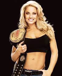 Wwe Diva Trish Stratus 2000 2006 7x Women S Champion Diva Of The Decade 3x Babe Of The Year Wwe Trish Wwe Female Wrestlers Wwe Trish Wwe Womens
