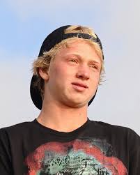 Cody Burks's Instagram, Twitter & Facebook