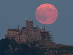 That's if the weather stays favourable june's full moon is known as the strawberry moon because it coincides with strawberry picking season in the usa. Im6cmcrcj5jmdm
