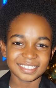 Иссак Райан Браун