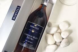 Cordon bleu, old classic cognac, glass shoulderbutton with martell logo in waxbutton, cordon bleu ribbon from under capsule to under waxbutton. Martell Cordon Bleu Extra What S So Extra About It