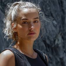 Hannah Maze (@hannahmaze) • Instagram photos and videos