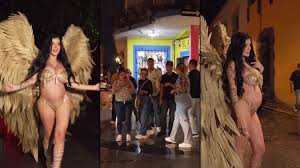 Karely Ruiz se pone lencería y camina por las calles de Monterrey mostrando  su embarazo | VIDEO - Infobae