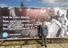 Ahi evran ahiliğin temel felsefesi; Prof Dr Kursad Zorlu Ø¹Ù„Ù‰ ØªÙˆÙŠØªØ± Ahilik Haftasi Kapsaminda Ankara Daki Serginin Acilisini Yaptik Ahi Evran In Su Sozu Pusulamiz Olsun Olmalidir Hak Ile Sabir Dileyip Bize Gelen Bizdendir Akil Ve Ahlak Ile Bizi Gecen