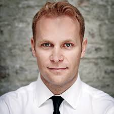 Jonathan Ware, piano