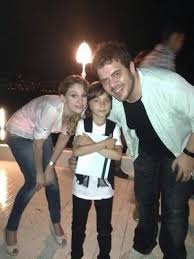 Merhaba, 27 ocak 2019 tarihinde konu dışı kategorisinde yaprak0135 tarafından oluşturulan eser yenenler farah zeynep abdullah ayrıldı! 2013 Un Ayriliklari 26 Magazin Foto Galeri Unluler Evlilik Deyimler