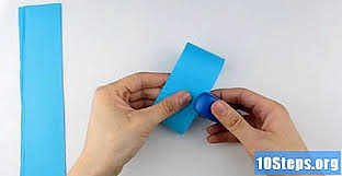 Kertas bulat dengan warna yang sama ini cocok banget untuk lampu gantung. 3 Cara Membuat Rantai Kertas Tips 2021