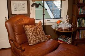 What is a distressed leather sofa? Decorating With Leather Furniture 3 Tips You Ve Gotta Know Nell Hills