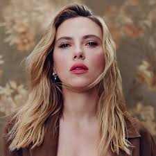 Magnífica ❤️ Scarlett Johansson hoje (29) na première de “Jurassic World:  Recomeço” em Shanghai!