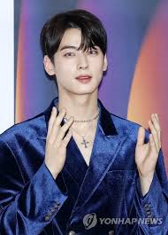 L 댓글 인터뷰, 차은우 인터뷰, 여신강림, 아스트로, astro, cha eunwoo interview, 에스콰이어. ìž¬í˜„ ì°¨ì€ìš° ì´íƒœì› 97ëª¨ìž„ ìží•„ ì‚¬ê³¼ë¬¸