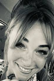 Kristina Bohn's Instagram, Twitter & Facebook