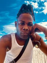 Aaron Hebert (@canvasofaarondesean) • Threads, Say more