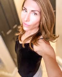 Life is too short to hide how you feel, play small or be anything short of  what you were meant to be. Happy Thriving Thursday! With light, Jenn Maley  of @fitveganfamily #thursday #