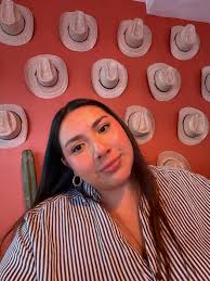 Un día de morra siendo mujers 🎀😭🩷#uruapan #uruapanmichoacán #asmr  #uruapan🥑❤️ #michoacan #uruapanmichoacan #méxico #feed #uruapán #grwm  #grwmoutfit #grwmmakeup #grwmreels #curvy #mujercurvy