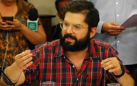 Jun 14, 2021 · a propósito de aquella frase, y tras la derrota de oliva frente a claudio orrego en la votación de este domingo, maltés lanzó una ironía desde las redes sociales, sin aludir directamente a gabriel boric. La Noche De Los Cuchillos Largos Gabriel Boric Publica Amenazas De Degollamiento Por Organizacion De Ultraderecha