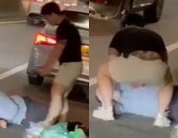 도로서 택시기사 폭행한 20대 신상 털렸다…母와 찍은 사진도, 강력처벌 국민청원에도 이틀만에 8만명 넘게 동의 4m6we Td84ditm