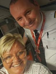 What a fantastic experience i had flying with jet 2 today..... The close up  was with the main pilot..... And the other Pilot was very kind to have a  photo taken tooo....