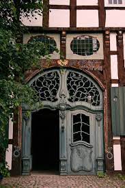 30 Of The Most Inspiring And Unique Entry Doors I Ve Ever Seen Blog Of Francesco Mugnai Beautiful Doors Doors Entry Doors