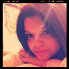 Cassandra Reza's Instagram, Twitter & Facebook