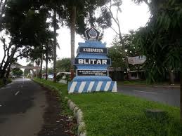 The city of blitar lies at an altitude on average 167 metres above sea level. Proyek Inilah Yang Diduga Membuat Wali Kota Blitar Dijerat Kpk