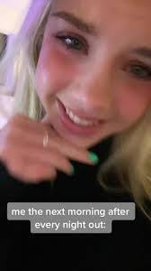 Kerri Blosser's Instagram, Twitter & Facebook