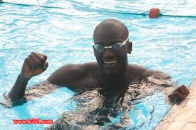 New world record 50 nage libre record du monde pour bernard. Open De Vichy Le Senegalais Mbaye Niane Bat Le Record National Du 100 M Nage Libre Africa Top Sports