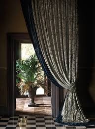 Interiorfabrics Wooninrichting Gordijnen Meubelstoffen Decoratie Interieur Raamdecoratie Inspiratie W Gordijnen Deuropening Gordijn Fluwelen Gordijnen