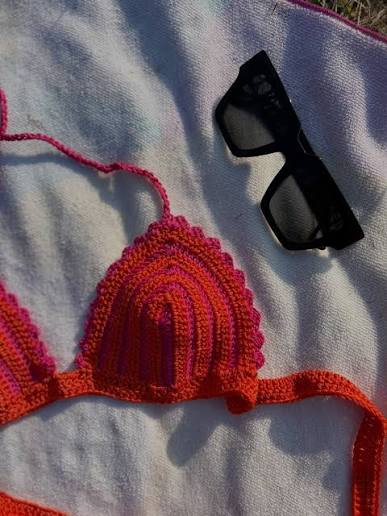 The crochet bikini that keeps showing up on your feed? Yeah, this one. 🍉 I  designed this pattern back in 2018 and every summer since, it has gone viral  all over again.