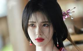 Màn trở mình của phim "Hoa gian lệnh" và Cúc Tịnh Y