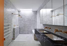 Whether it's a tiny powder room or a shower stall that's basically on top of the toilet (been there!), a small bathroom can make those morning and evening routines a lot less glamorous, and, more importantly, less efficient. En Suite Shower Room Ideas And Photos Houzz