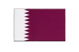 Früher war die flagge von katar rot wie die flagge von bahrain. Katar Flagge Katarische Fahne Kaufen Flaggenplatz Shop