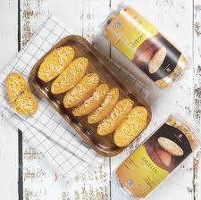 Holland bakery and cafe brings you it's spin on the churros fondue. Roti Bagelen Keju Holland Bakery Indonesia Official Facebook