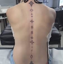 Henna tattoos are absolutely beautiful to look at, and they're pleasing to the eye as well. Spinal Tattoo Abandoned Art Wanneroo Millie Back Tattoo Cool Tattoos Spinal Tattoo