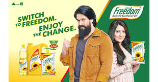 This brand of sunflower oil is 100% organic, and it is certified, too! Freedom Refined Sunflower Oil Ropes In Actors Yash Radhika As Brand Ambassadors