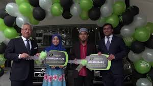 .peringkat kebangsaan 2018 hj azraie abdul hak melaka, international al quran recital assembly 2019 hadi mowahhedeamin iran, bacaan al quran terbaik dari bekas johan qariah antarabangsa, international al quran recital assembly 2019 abdul khair jalil malaysia, johan majlis tilawah al quran. Majlis Serahan Hadiah Utama Kepada Pemenang Tilawah Al Quran Peringkat Kebangsaan 2018 Tabung Haji