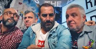 Ράδιο < νεολατινική radium < λατινική radius (ακτίνα). To Prwto Diadiktyako Epeisodio Toy Radio Arbyla In Gr