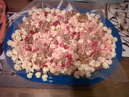 School Friendly Peanut Free Valentine S Day Trail Mix Great For Bagging Up In Festive Holiday Treat Bags Peanut Free Foods Melting White Chocolate Trail Mix