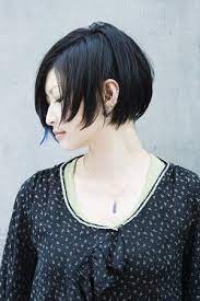 ヘア x2f 黒髪にメッシュをプラ ファッション ブランド モードの情報満載 spur jp シュプールジェーピー happy plus ハピプラ ツーブロック ツーブロック レディース ショートボブ 黒髪