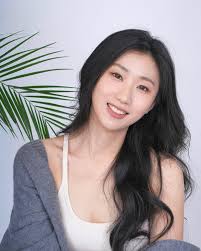 Vancouver Makeup and Hair Designer 溫哥華化妝髮型新秘Abby H.